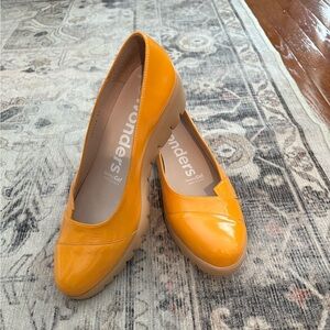 Wonders FLY Women's Orange Slip-On Shoes